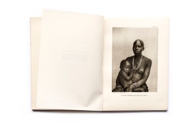 Title: The Bantu Tribes of South Africa. Volume I, Section I, Plates I-XX The Bavenda Photographer(s): Alfred Martin Duggan-Cronin Designer(s): – Writer(s): G.P. Lestrade Publisher: Deighton, Bell & Co., Cambridge 1929 and Alexander McGregor Memorial Museum, Kimberley 1929 Pages: 20 photographic plates plus text pages Language: English Dimensions: 21 x 28 cm Edition: ? Country: South Africa